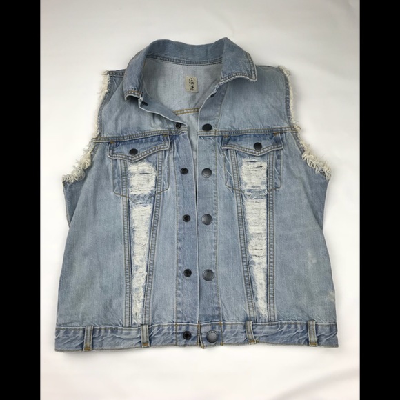 Genuine volcom Jeans women’s denim distressed vest - Picture 1 of 4